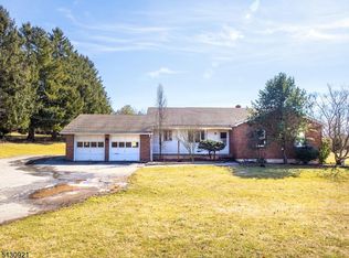 324 Liberty Rd, Stewartsville, NJ 08886