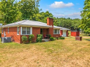 2134 Fernwood Church Rd, Morristown, TN 37813