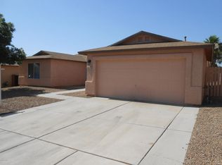 10123 E Canyon Meadow Dr, Tucson, AZ 85747