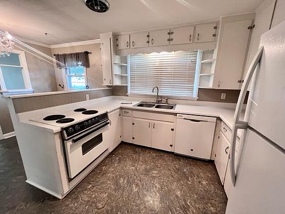 3rd image of 5125 Old Asheville Hwy