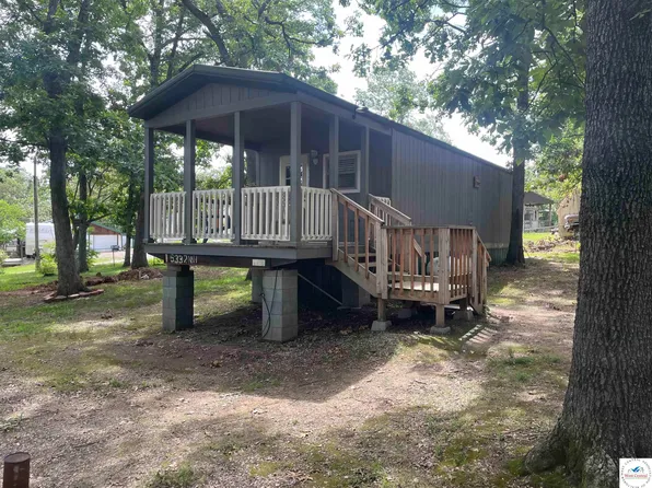 31167 Green Cove Ct, Warsaw, MO 65355