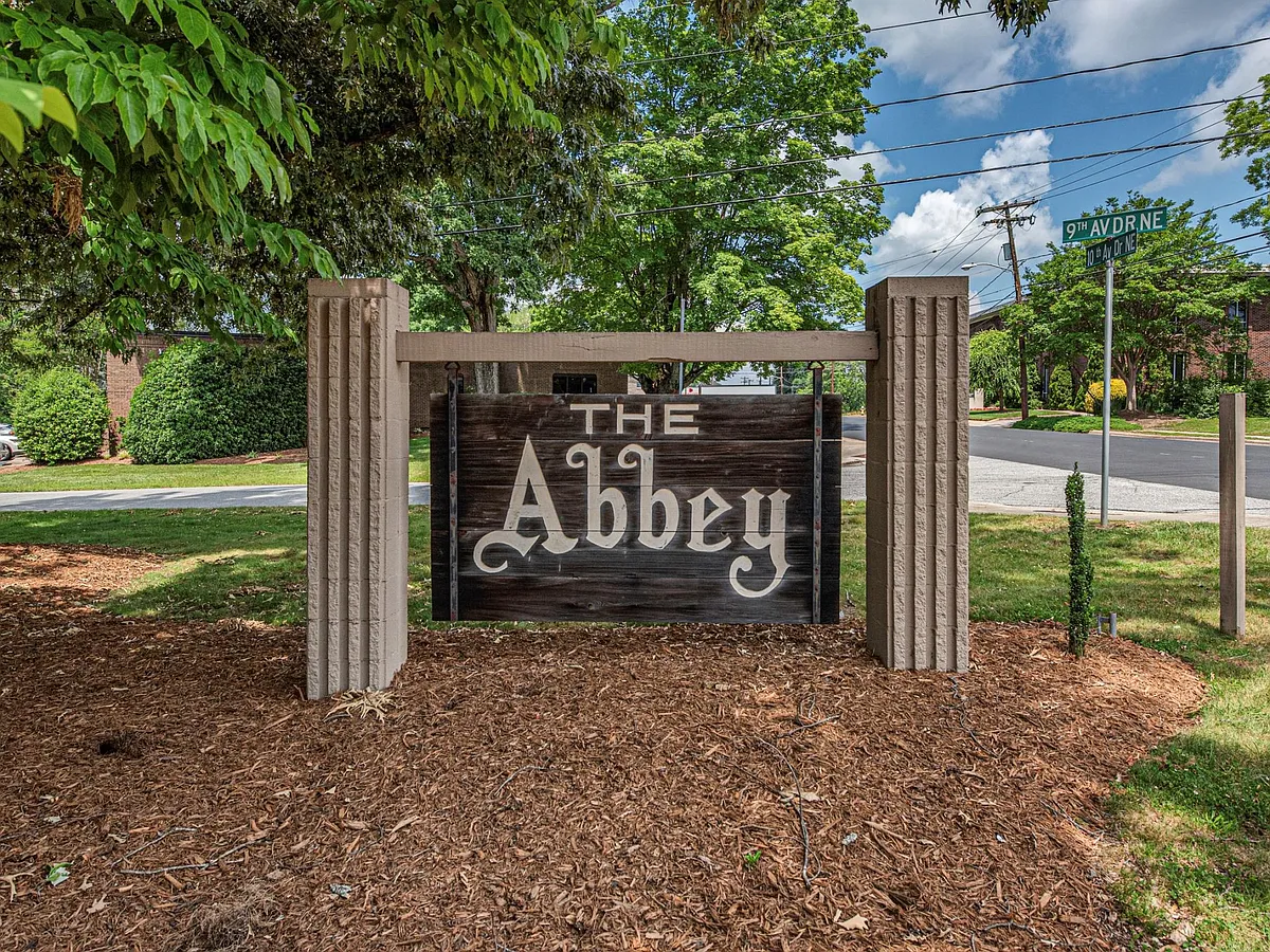 Building Photo - The Abbey