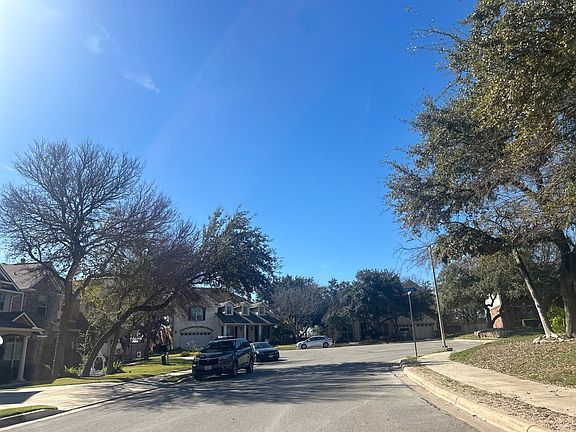 5th image of 2460 Jane Addams Dr