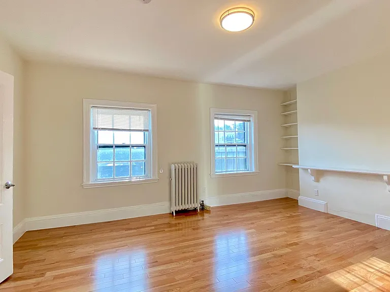 92 Charles St #5 — Photo 13