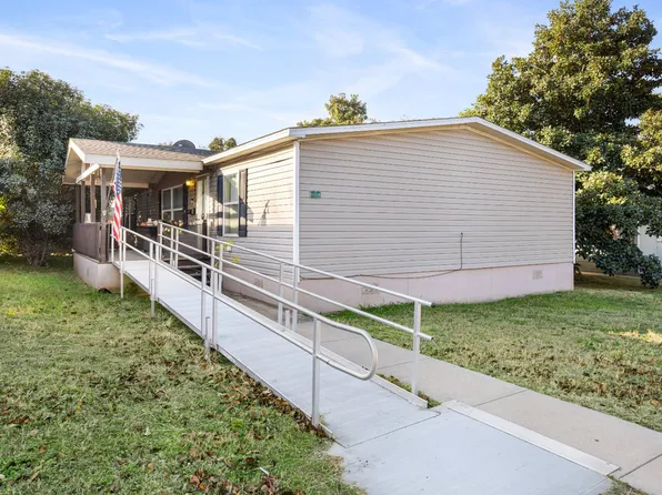 11218 Falling Leaf Ln #329, Euless, TX 76040