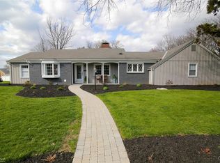 2830 Meadowbrook Cir S, Allentown, PA 18103