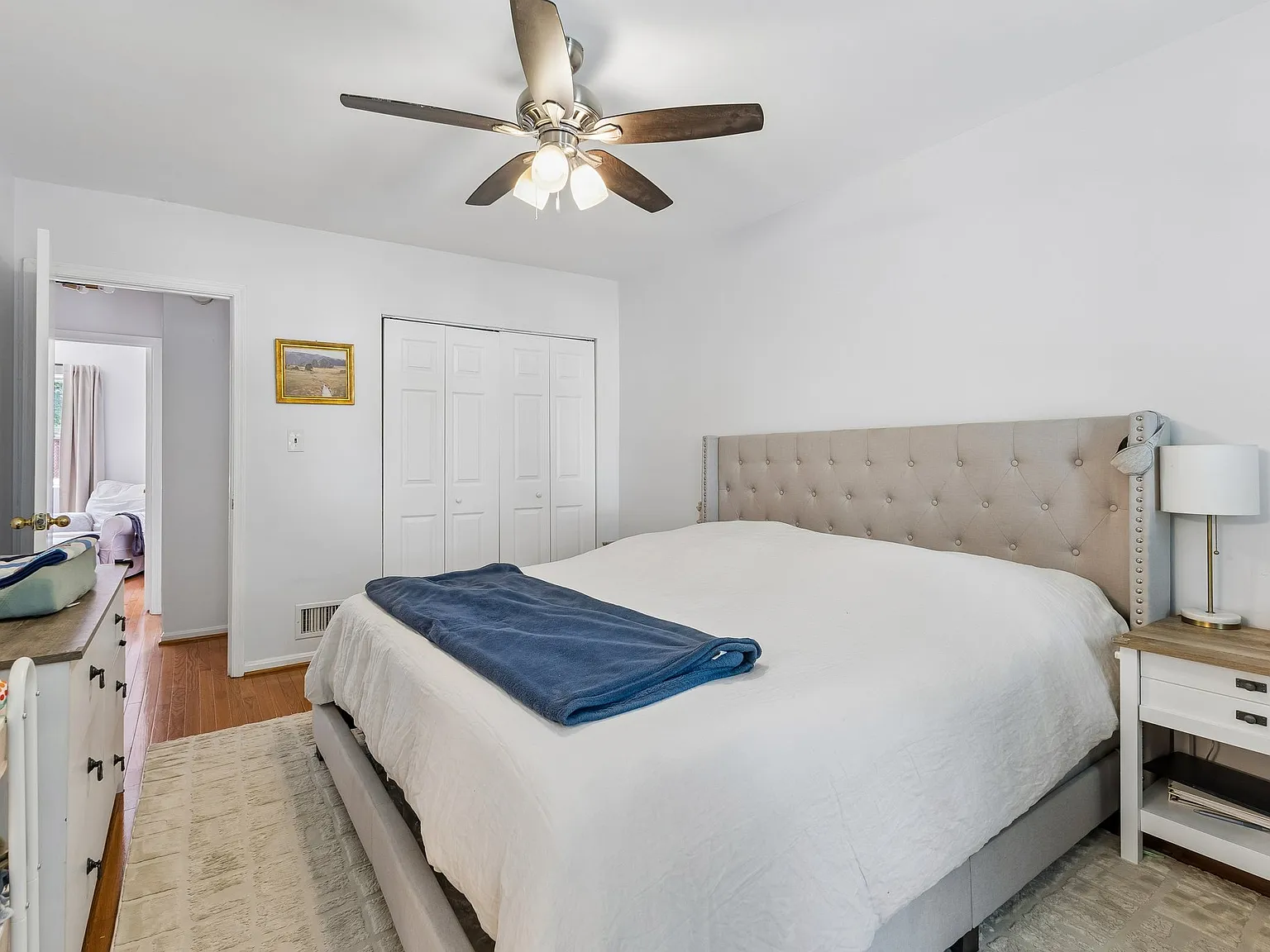 3 bed, 1970 sqft, $3,000 — Photo 3