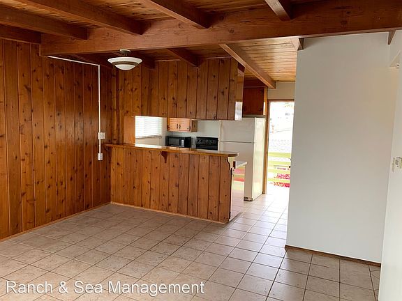 4th image of 834 S Pacific St #3809486