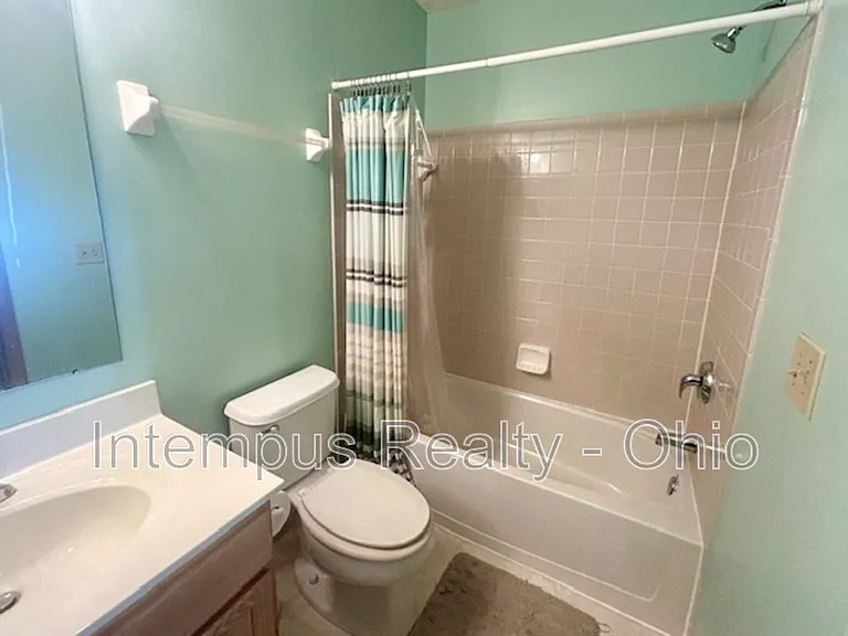 173 Niatross Pl — Photo 18