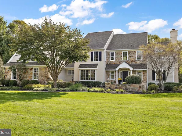 10 Pheasants Rdg N, Wilmington, DE 19807