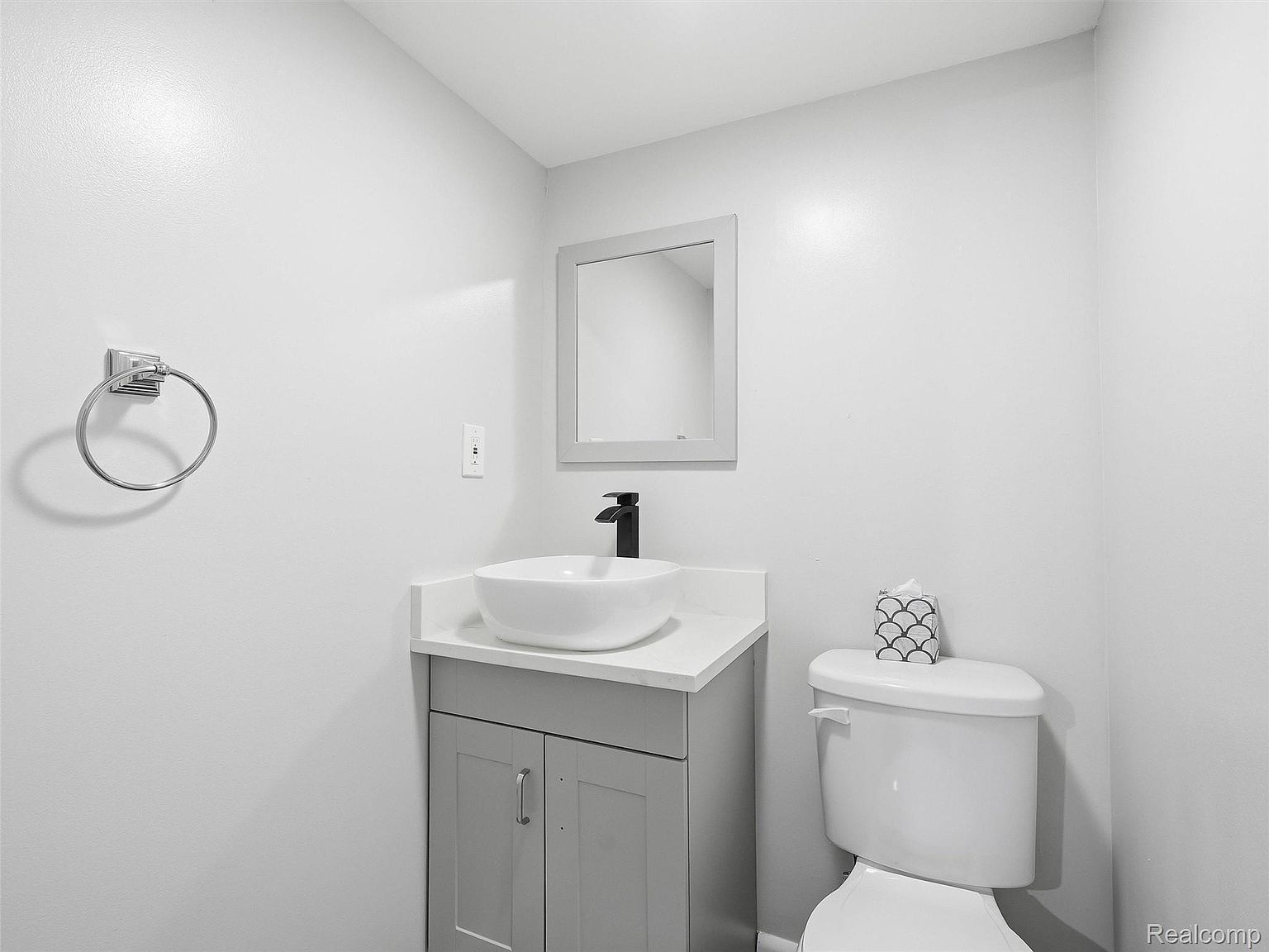 15317 Green Lane Ave, photo 22