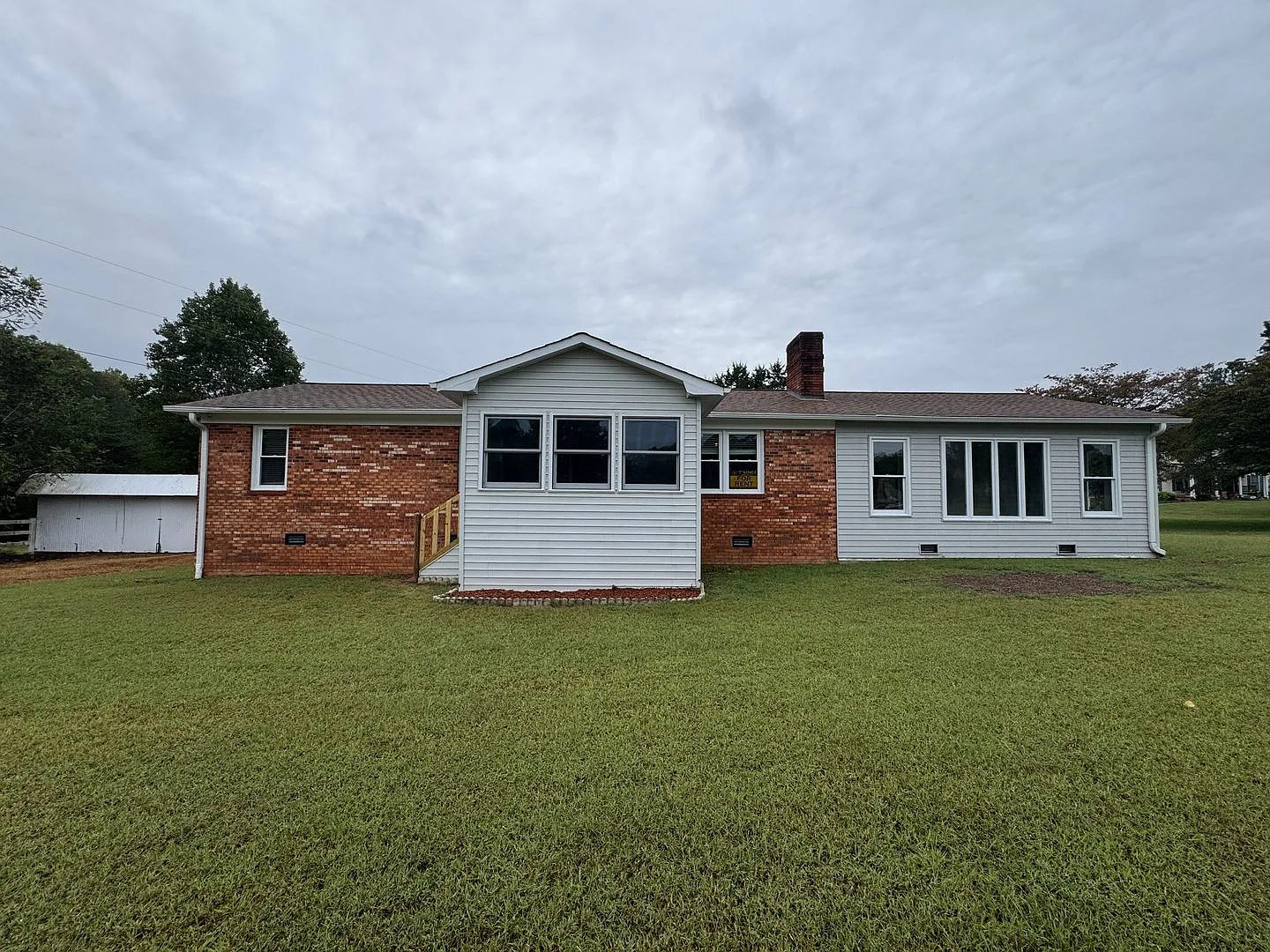 Spacious 3 Bedroom 2 Bathroom House in Winston-Salem! — Photo 1
