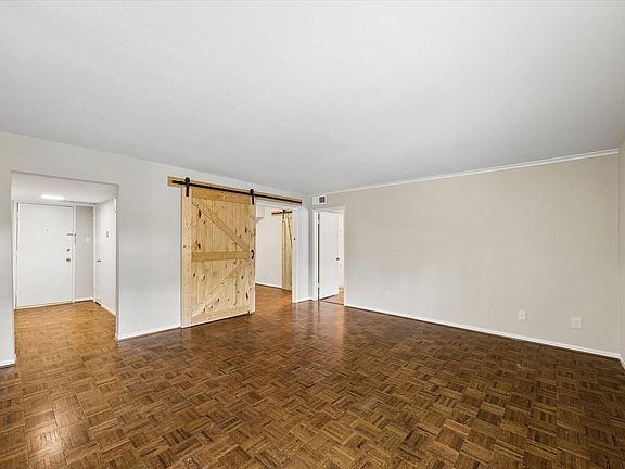 4th image of 355 N Post Oak Ln APT 644