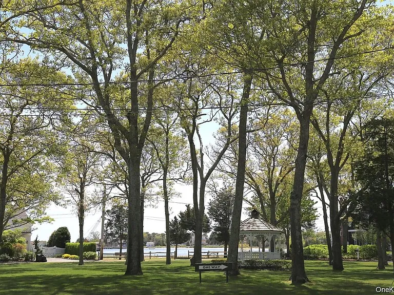 5 Mill Race Rd — Photo 34