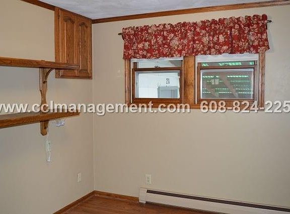2nd image of 233 E Main St