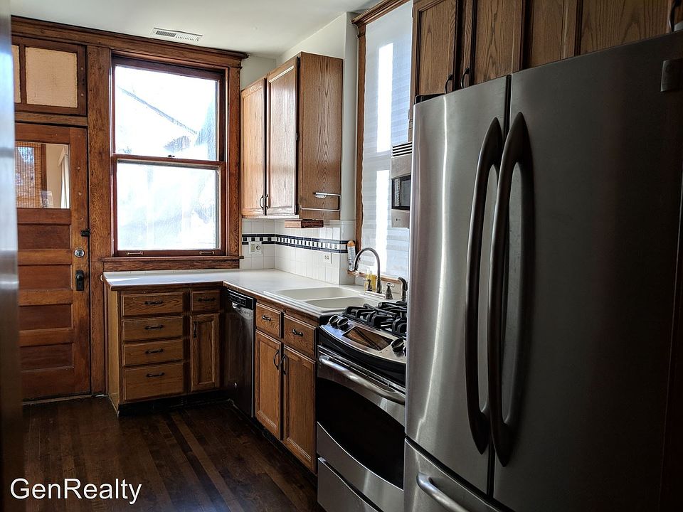 1st image of 5911 N Magnolia Ave #2