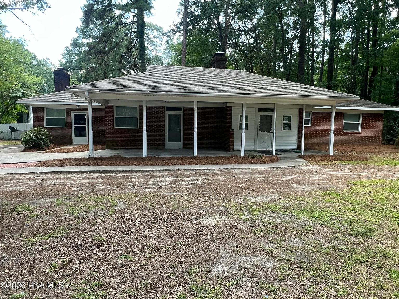 3 bed, 2.5 bath, $1,975 — Photo 4