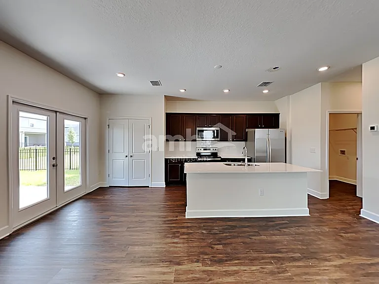 2128 Saffron Walden Dr — Photo 5