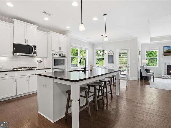 4th image of 6265 Privet Way