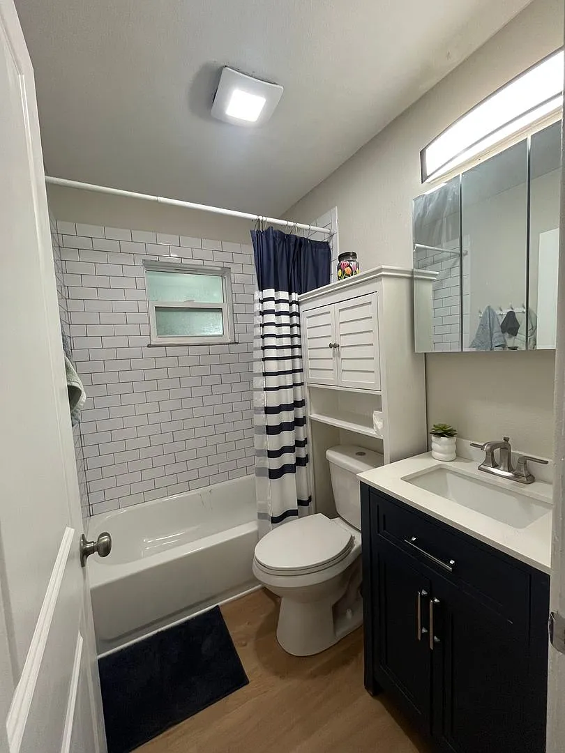 Beautiful 3 bedroom 1 bath in St. Petersburg! — Photo 4
