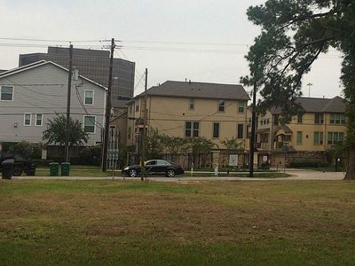 1228 W 26th St, Houston, TX, 77008