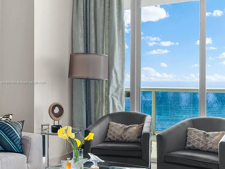 16001 Collins Ave #907 — Photo 6