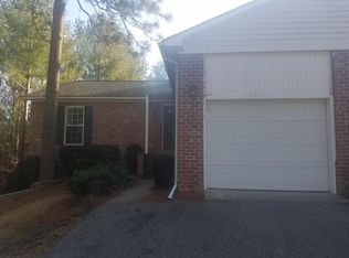 7 Hutchinson Rd, Southern Pines, NC 28387