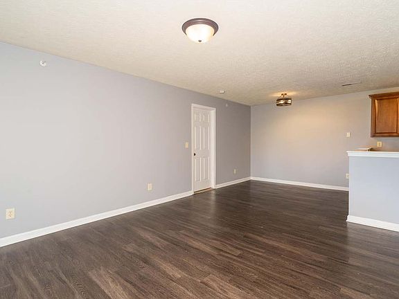 2nd image of 10260 Crossbow Ct APT 10