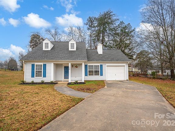 2nd image of 124 Indian Paint Brush Dr