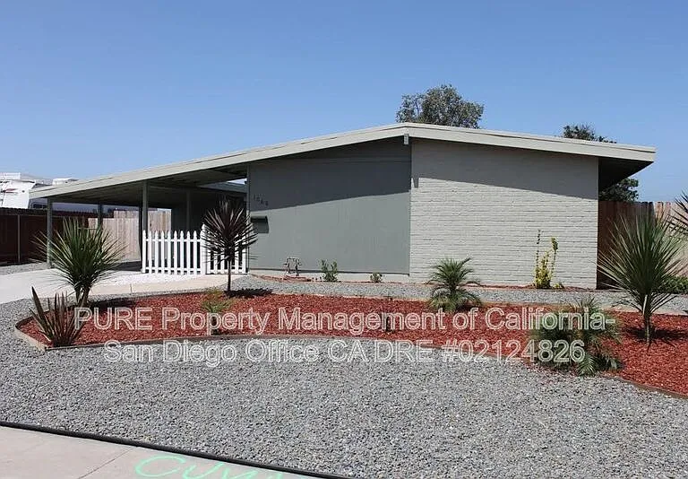 1066 Cuyamaca Ave — Photo 1