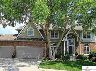 14704 Lake St, Omaha, NE 68116