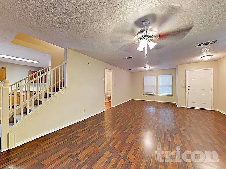 8055 Chestnut Cedar Dr — Photo 5