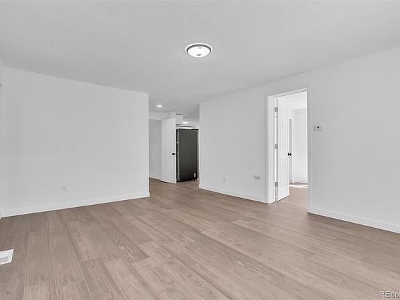 5th image of 350 S Elbert Street