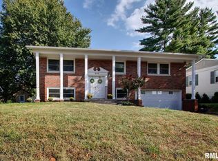 809 Klondike Rd, Quincy, IL 62305