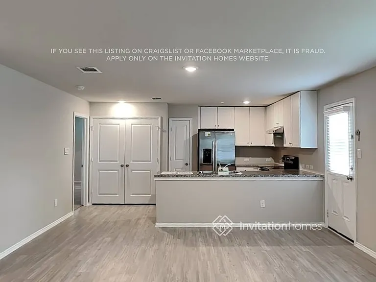 155 Pasadena Pl — Photo 4