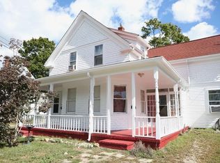 129 High St, Wareham, MA 02571