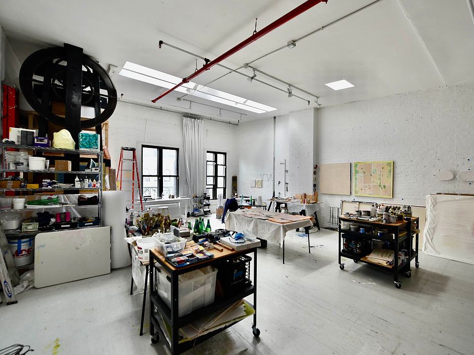 1st image of 255 Canal St Floor 5