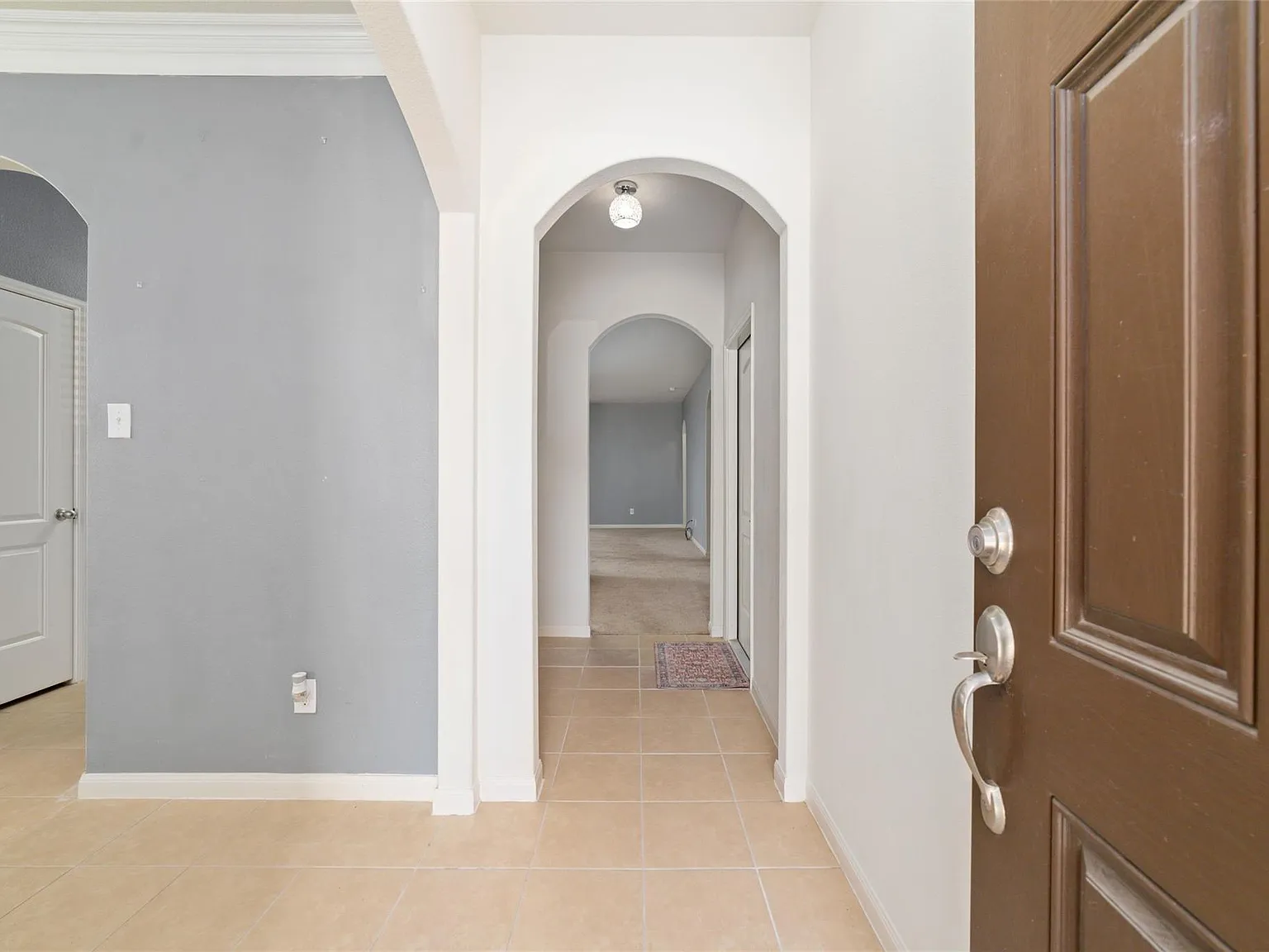 3 bed, 2.0 bath, 1556 sqft, $1,850 — Photo 4