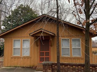 1685 W Maine St, Fayetteville, AR 72701