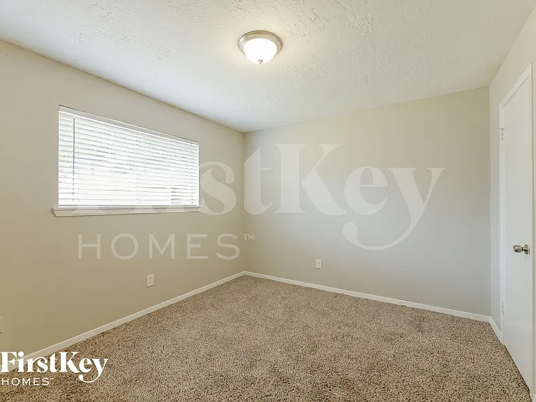 22219 Oakhill Gate Dr — Photo 11