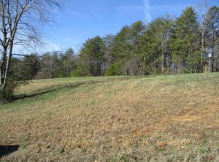 135 Hughes Rd, Greenback, TN 37742