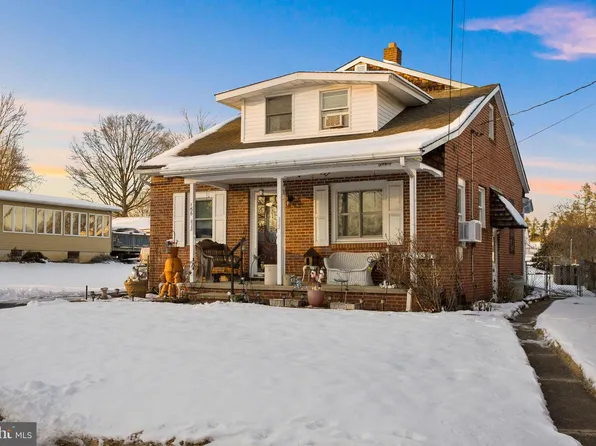 156 Tettemer Ave, Hamilton, NJ 08610