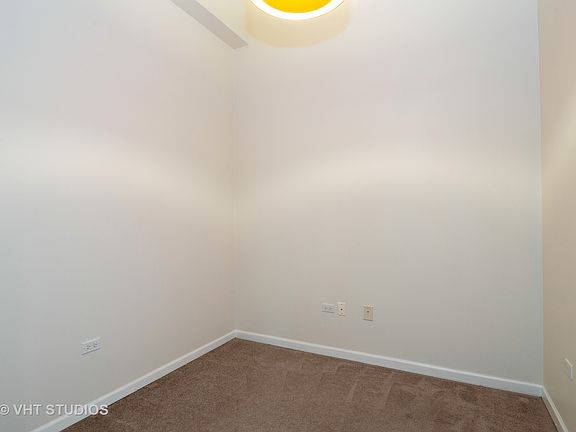 5th image of 125 E 13th St Unit 1305