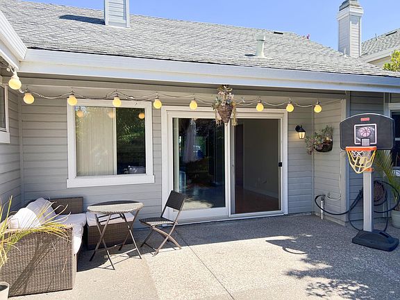 3rd image of 179 Thatcher Ln