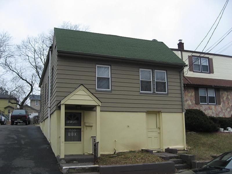 1st image of 106-108 Harper Ave