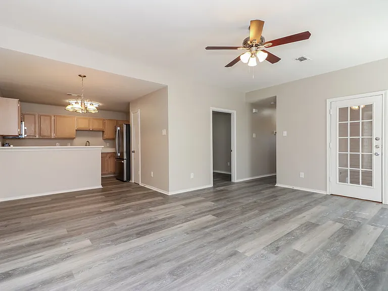 616 Alabaster Pl — Photo 4