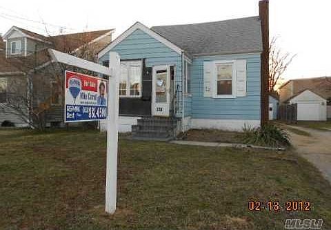 1st image of 225 Howard Ave
