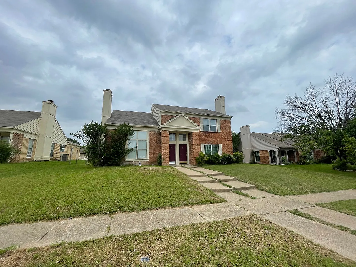 Cozy 3 Bedroom 2 Bath home in Garland — Photo 2