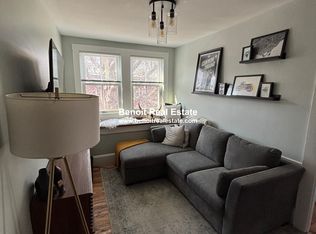 40 Lee St APT 3, Cambridge, MA 02139