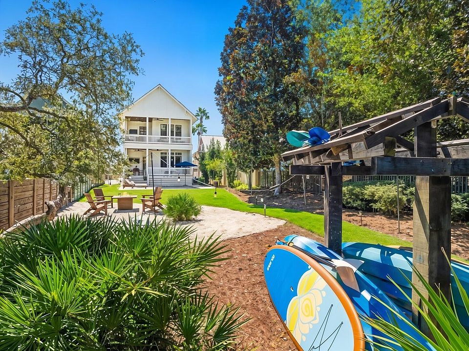 1st image of 11 Dulce Ln
